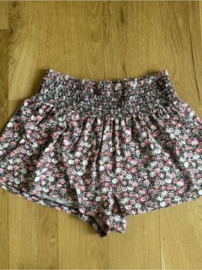 American Eagle Floral Smocked Waist Shorts Boho Flowy Pull On Size M